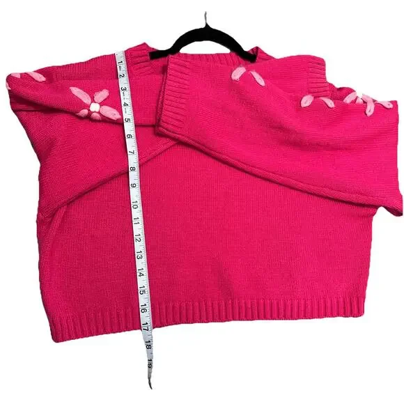 Altar'd State Pink Crew Neck Cropped Pullover Sweater w/ Flowers sz L New - Picture 6 of 7